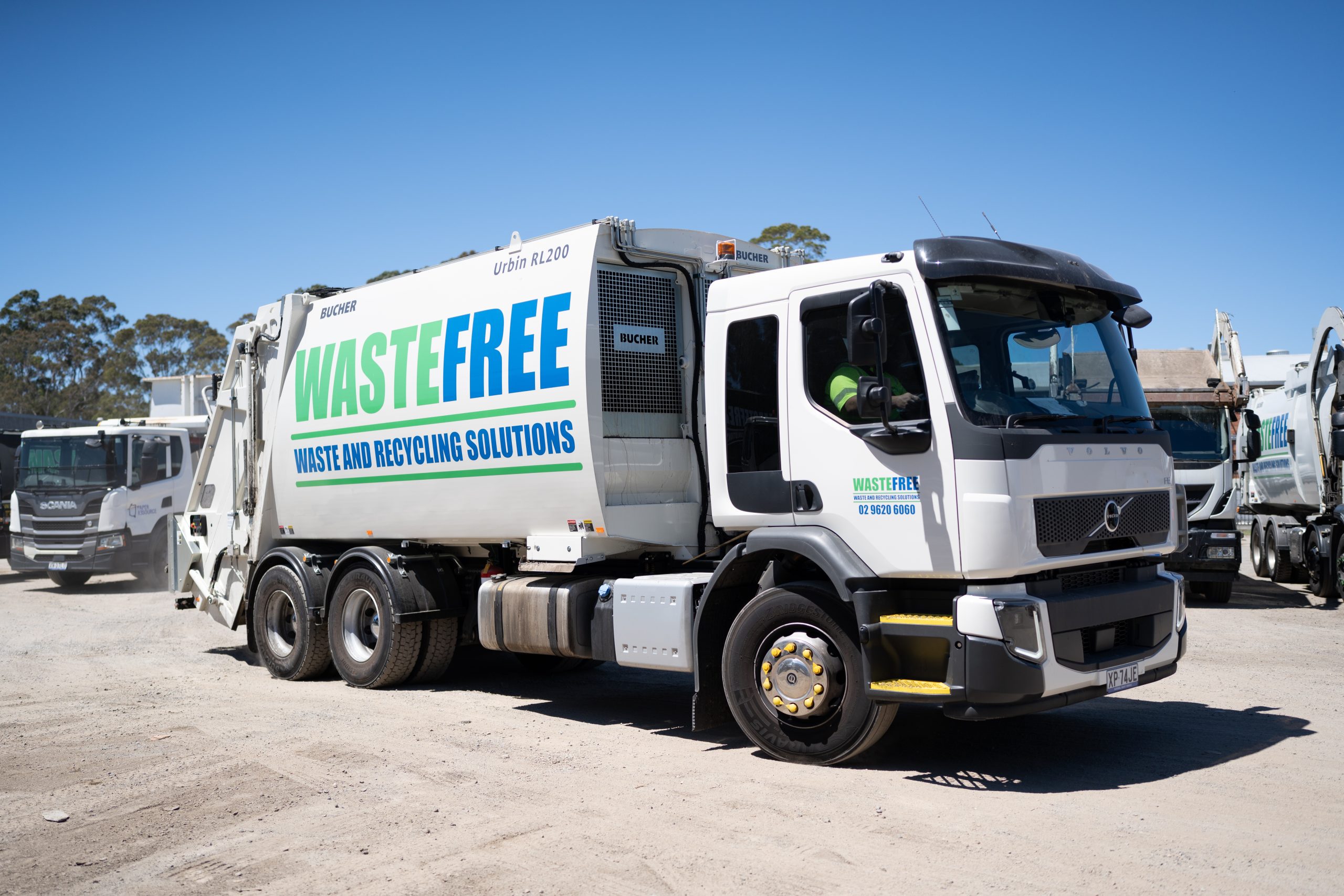 wastefree-rear-lift-commingled-recycling-collection Wastefree rear-lift truck for commingled recycling services collection